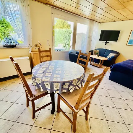 Ostseebrise Ferienhaus *